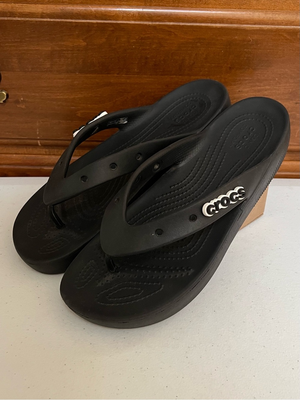 CROCS Women's Classic Platform Flip Sandals - Black
